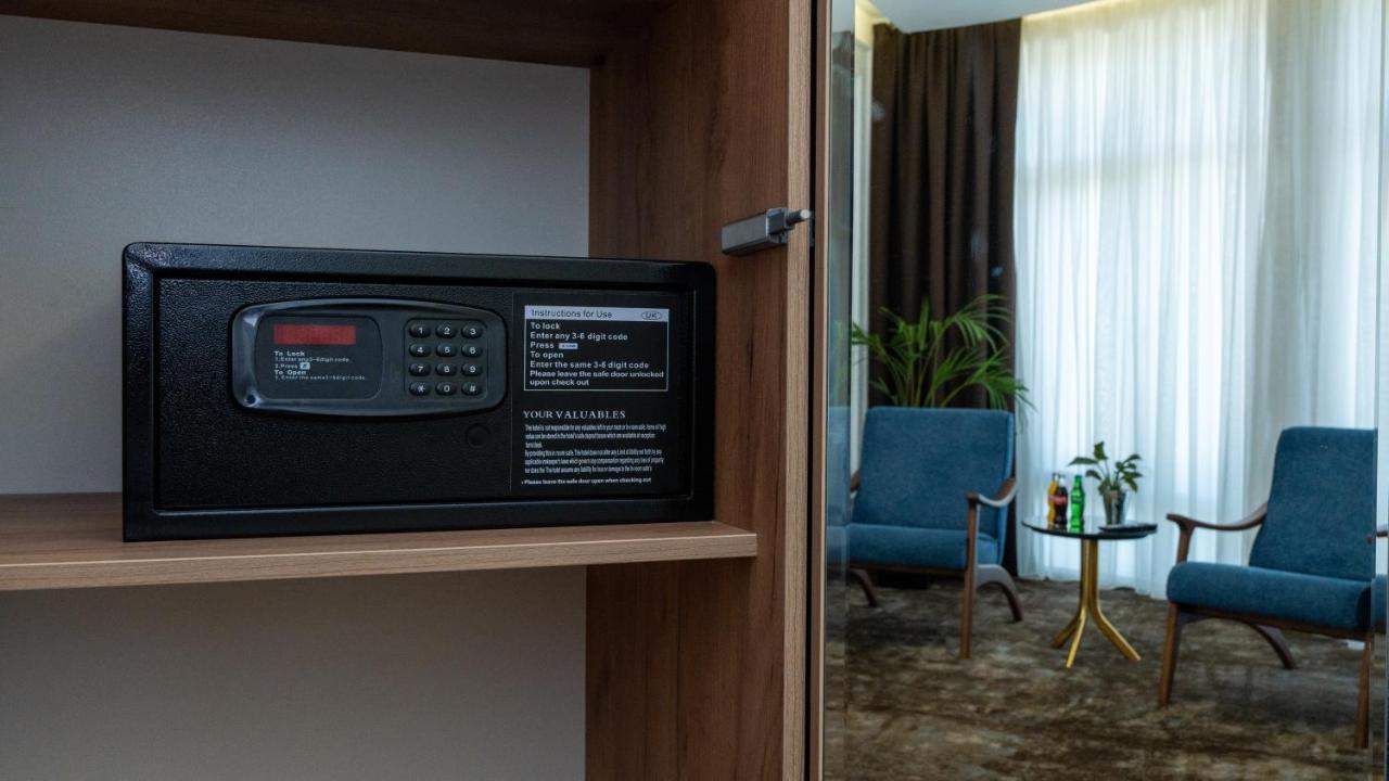 טשקנט Garnet Mir Hotel מראה חיצוני תמונה