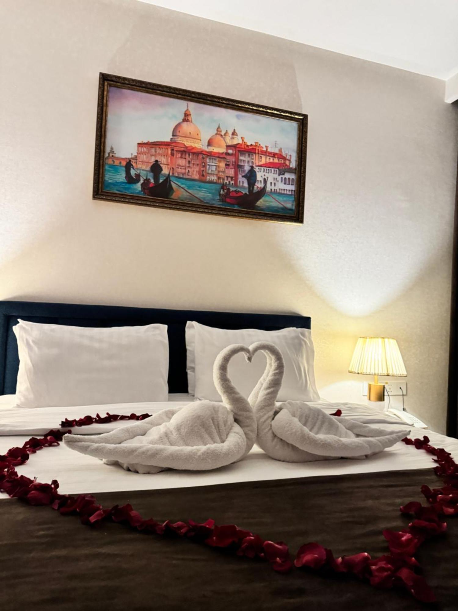 טשקנט Garnet Mir Hotel מראה חיצוני תמונה