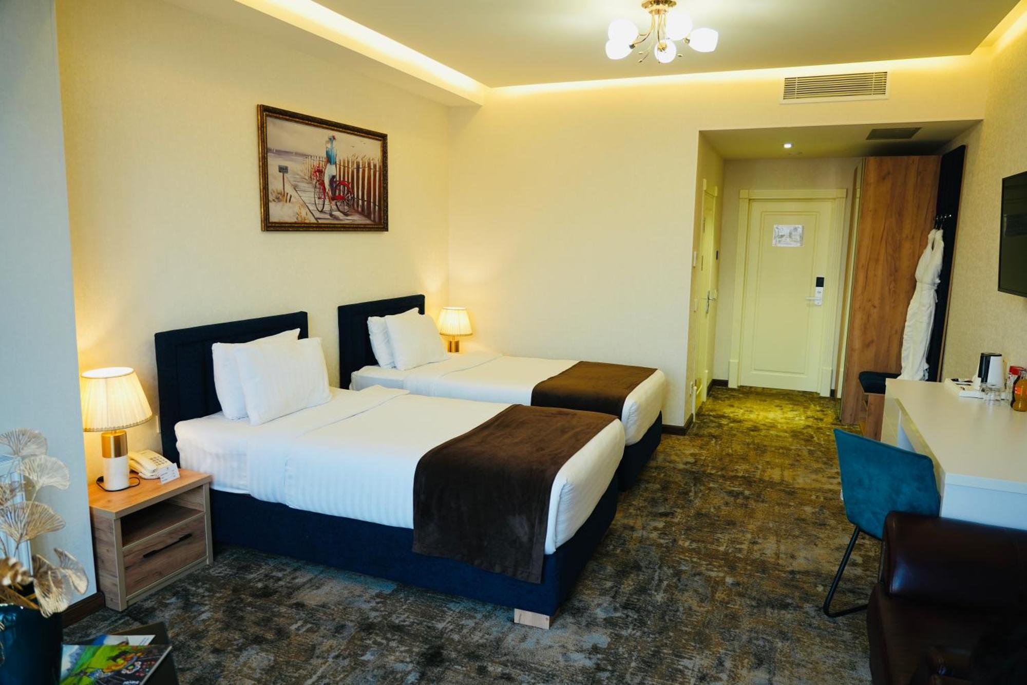 טשקנט Garnet Mir Hotel מראה חיצוני תמונה