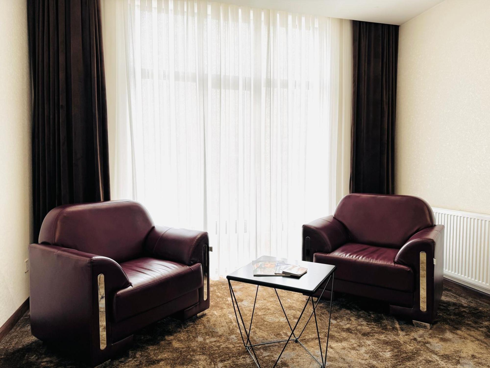 טשקנט Garnet Mir Hotel מראה חיצוני תמונה