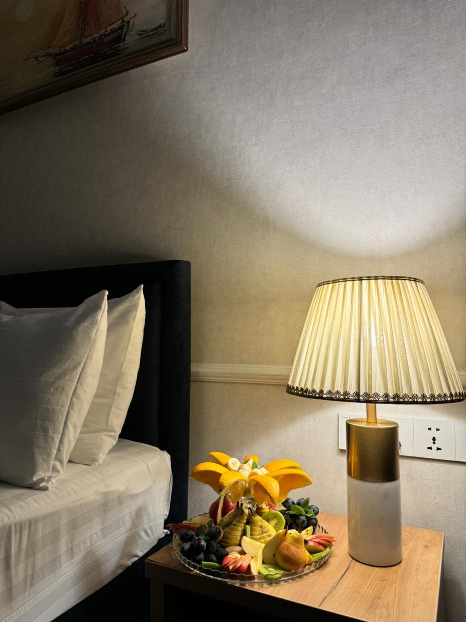 טשקנט Garnet Mir Hotel מראה חיצוני תמונה